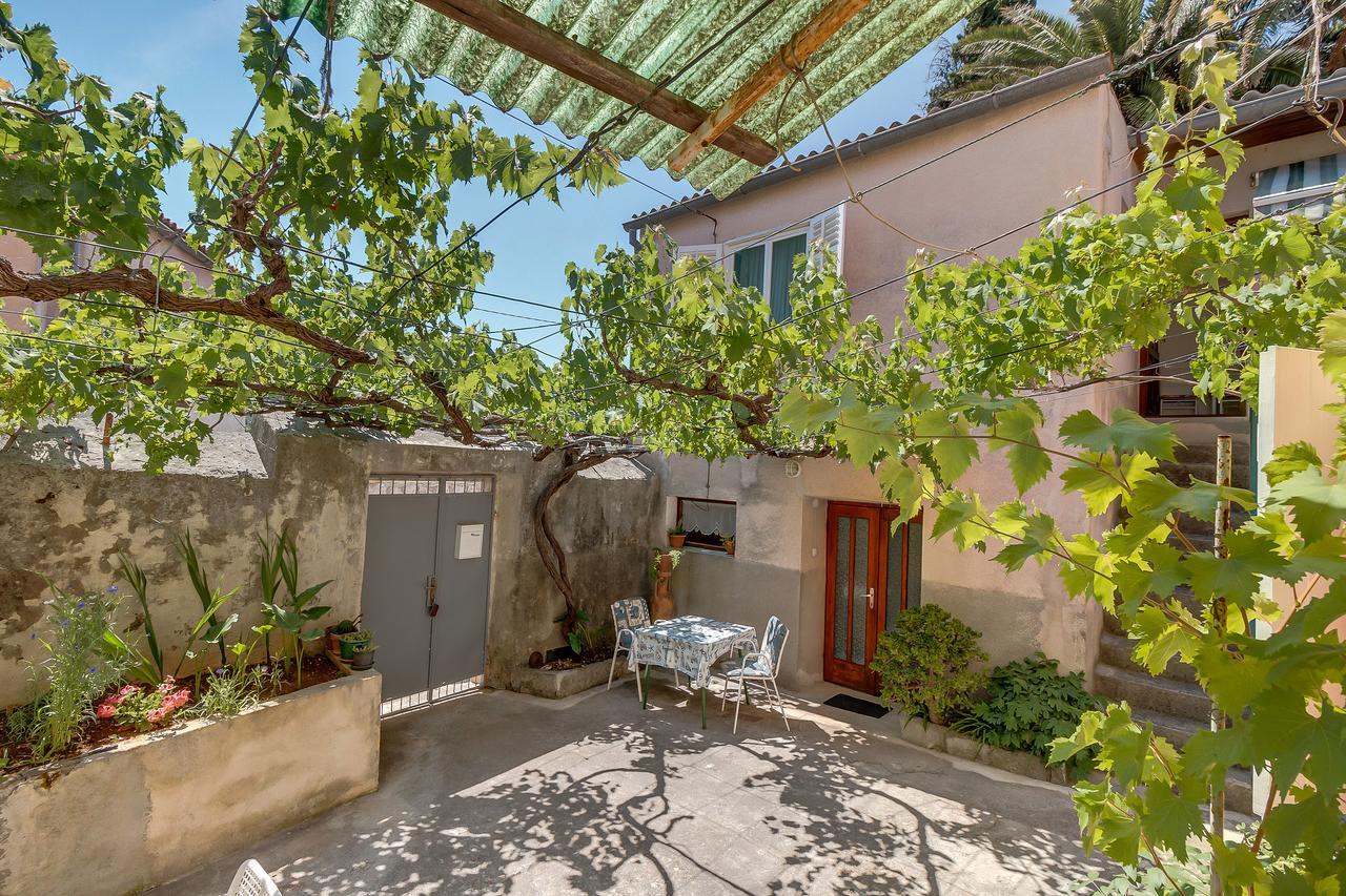 Apartments Ivna Вели-Лошинь Экстерьер фото