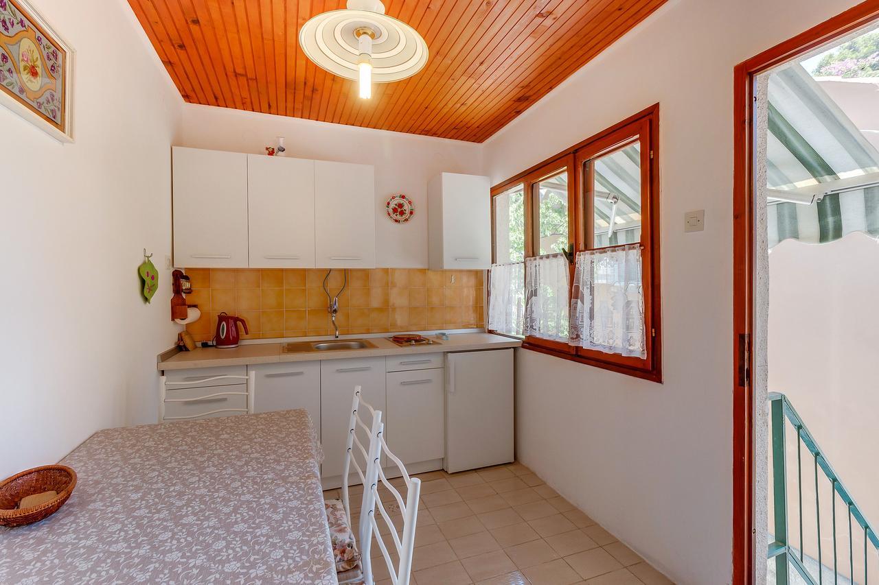 Apartments Ivna Вели-Лошинь Экстерьер фото