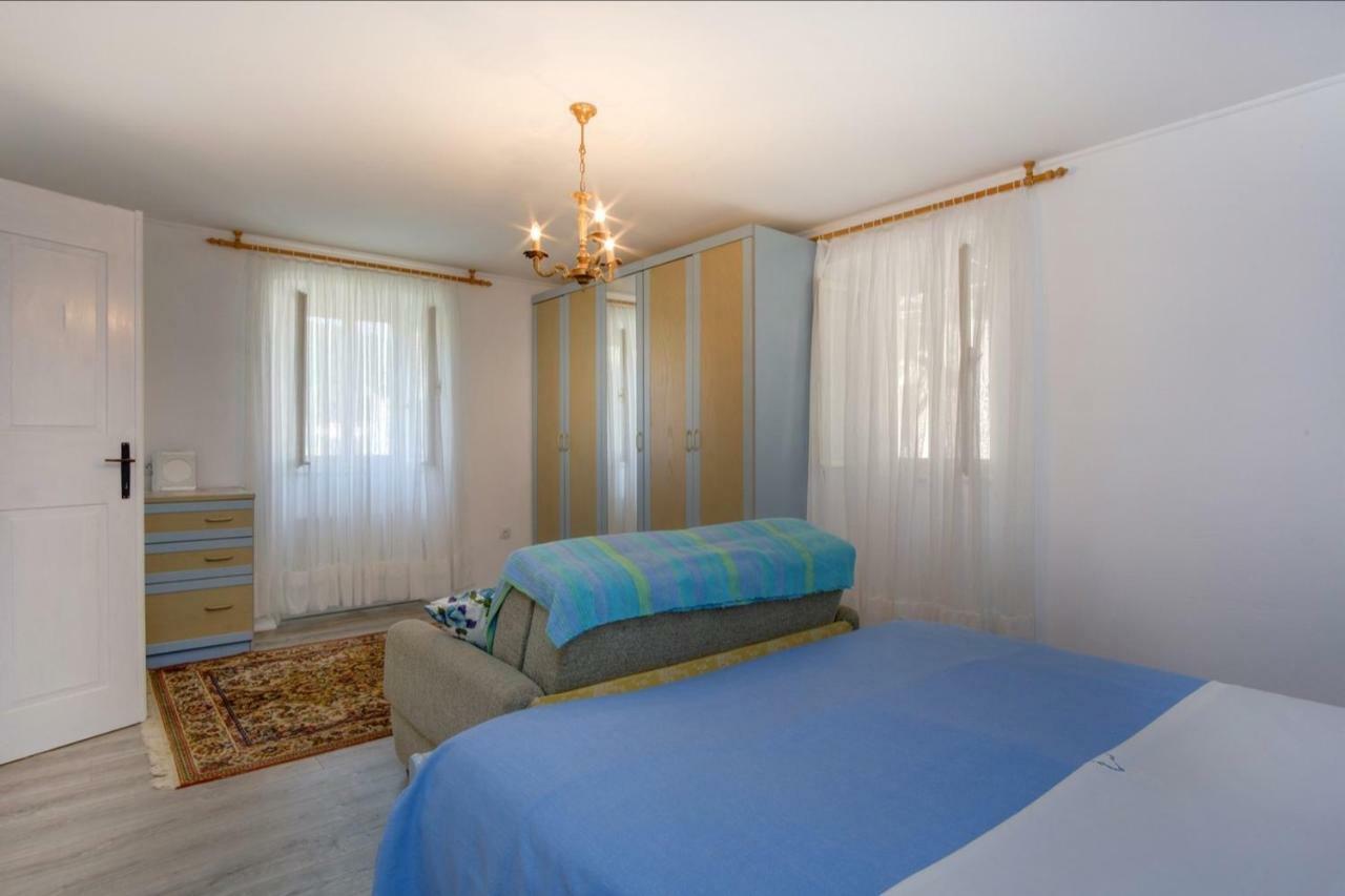 Apartments Ivna Вели-Лошинь Экстерьер фото