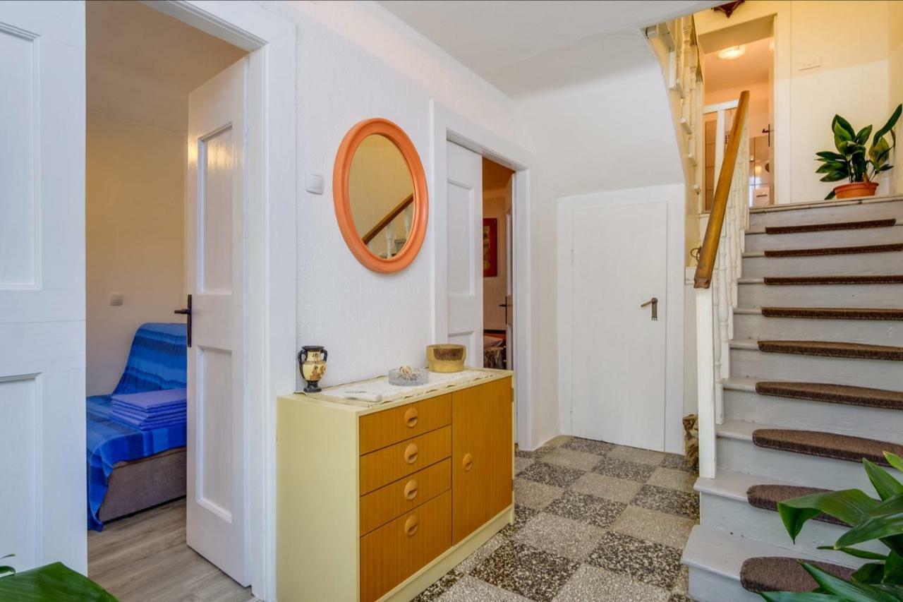 Apartments Ivna Вели-Лошинь Экстерьер фото