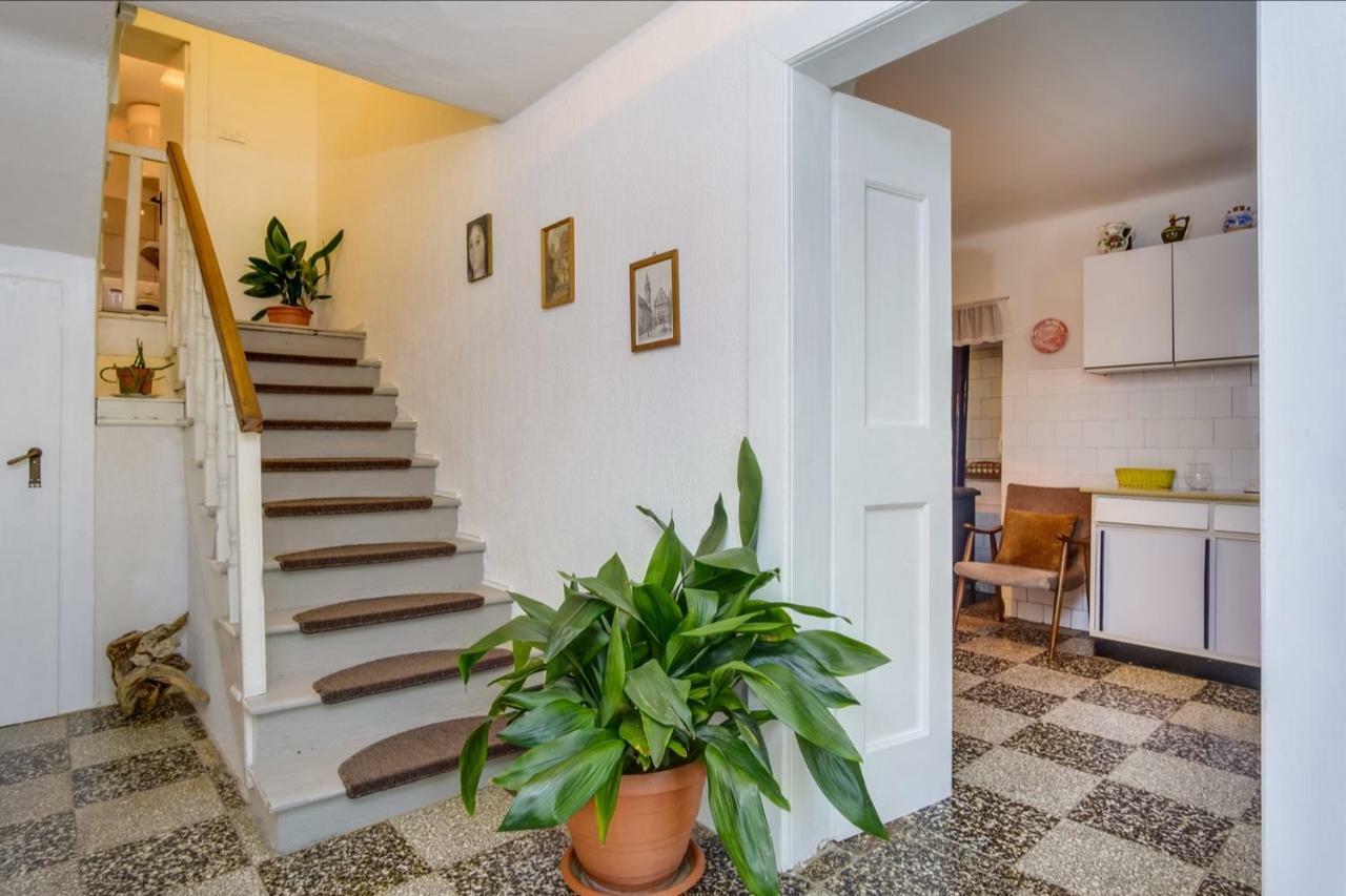Apartments Ivna Вели-Лошинь Экстерьер фото