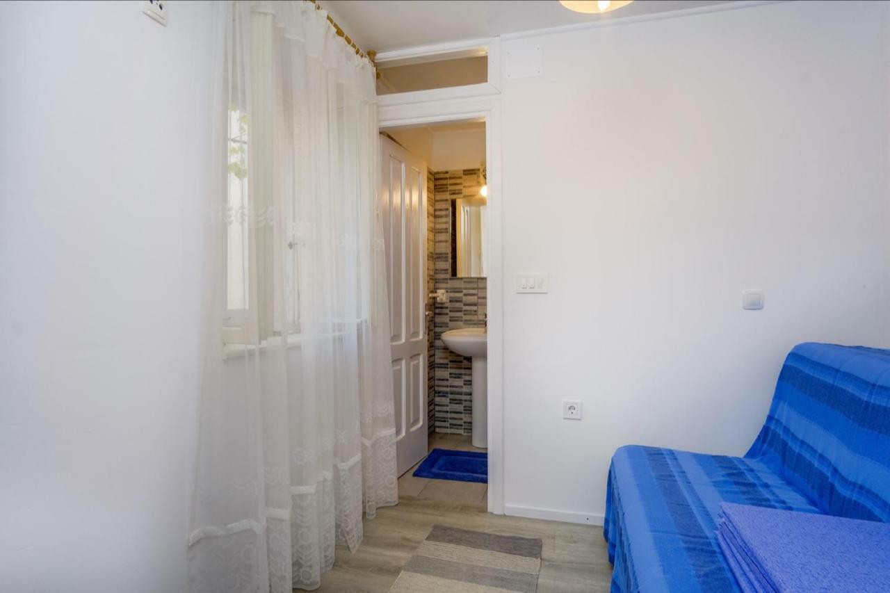 Apartments Ivna Вели-Лошинь Экстерьер фото